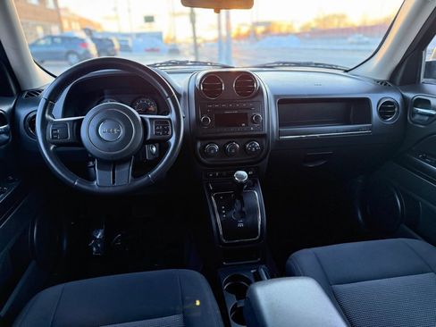Used 2014 Jeep Patriot Latitude image 24