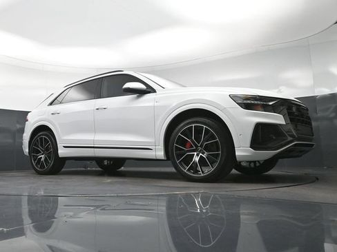 Used 2023 Audi Q8 Prestige AWD/4WD image 24