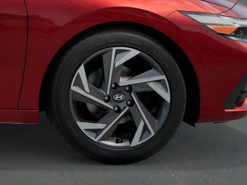 Certified 2026 Hyundai Elantra Limited FWD image 47