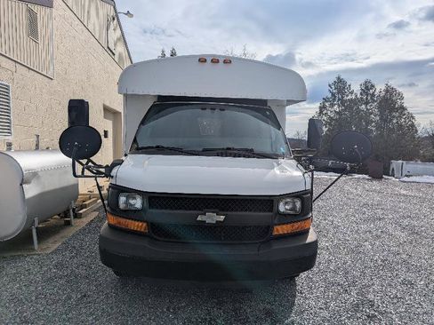 Used 2014 Chevrolet Express 4500 w/ School Bus Package image 9