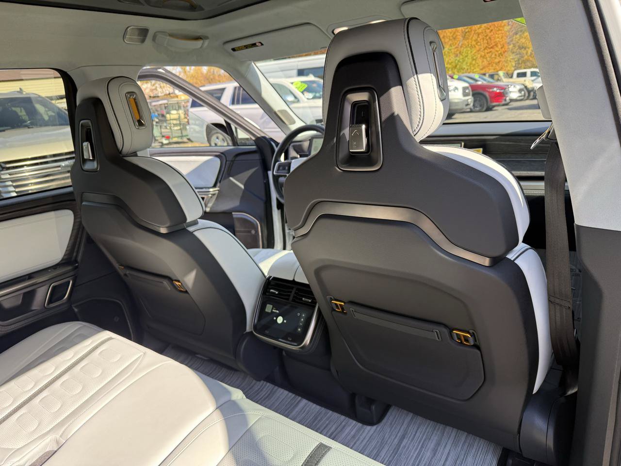Used 2023 Rivian R1S Adventure Quad AWD/4WD image 27