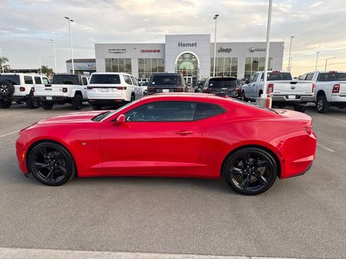 Used 2021 Chevrolet Camaro LT RWD image 8