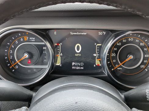 Certified 2022 Jeep Wrangler Unlimited Sport w/ Sun And Sound Package image 14