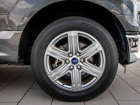 Used 2015 Ford F150 XLT w/ Trailer Tow Package RWD image 5