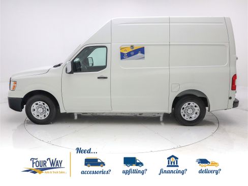 Used 2021 Nissan NV 3500 SV image 7