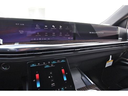 New 2026 Cadillac Escalade 2WD image 17