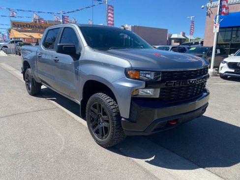 Used 2021 Chevrolet Silverado 1500 Custom Trail Boss w/ Safety Confidence Package AWD/4WD image 3
