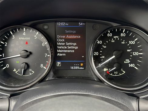 Used 2019 Nissan Rogue SV image 25