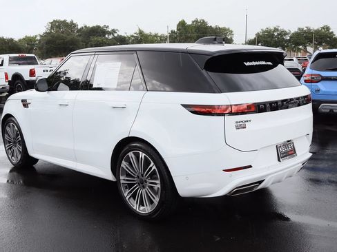 Used 2026 Land Rover Range Rover Sport Dynamic SE AWD/4WD image 7