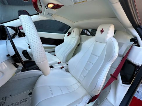 Used 2010 Ferrari 458 Italia Coupe RWD image 5
