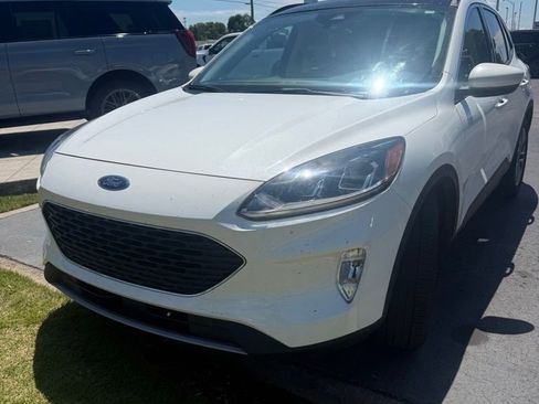 Certified 2022 Ford Escape SEL FWD image 1