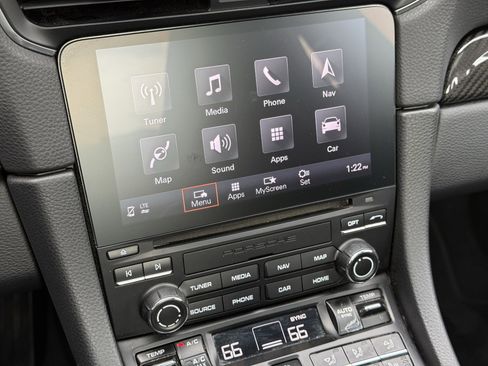 Used 2019 Porsche 911 Carrera image 18