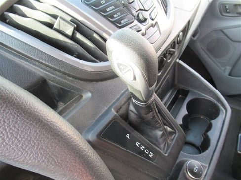 Used 2019 Ford Transit 350 XLT image 18