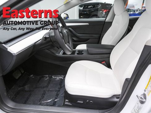 Used 2023 Tesla Model 3 Standard Range image 14