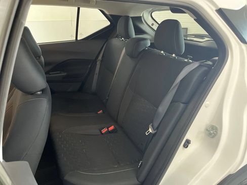 Used 2024 Nissan Kicks SV FWD image 19
