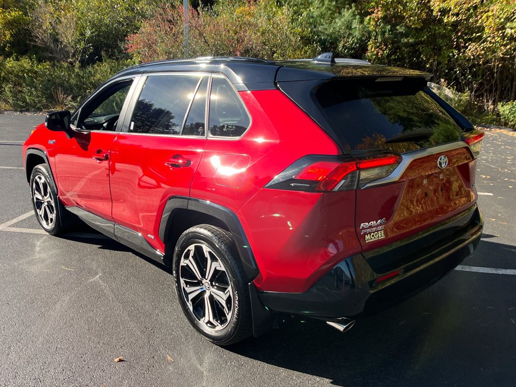Certified 2022 Toyota RAV4 XSE w/ Weather Package AWD/4WD image 3