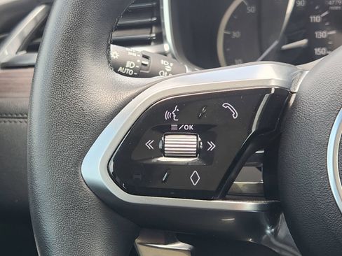 Used 2023 Jaguar F-PACE S AWD/4WD image 31