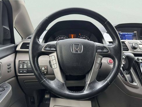 Used 2016 Honda Odyssey Touring Elite image 30
