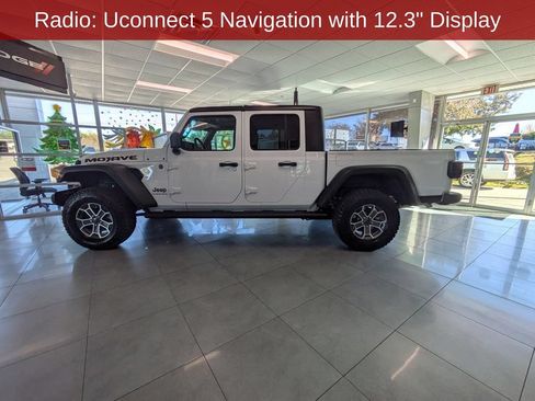 New 2026 Jeep Gladiator Mojave w/ Technology Group AWD/4WD image 9