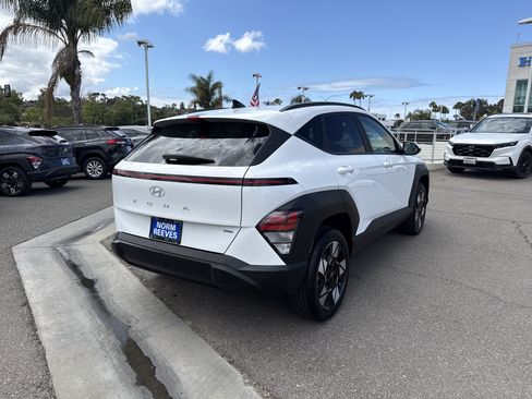 Used 2025 Hyundai Kona SEL AWD/4WD image 5