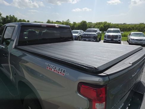 Certified 2020 Chevrolet Silverado 1500 LT Trail Boss w/ Convenience Package AWD/4WD image 36