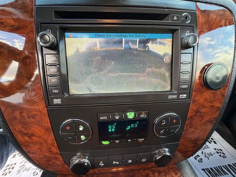 Used 2008 Chevrolet Avalanche LTZ w/ LTZ Preferred Equipment Group image 13