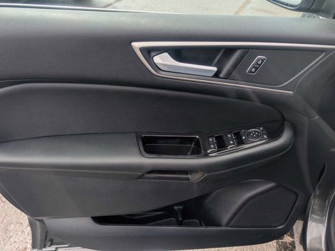 Used 2019 Ford Edge SEL w/ Equipment Group 201A AWD/4WD image 20