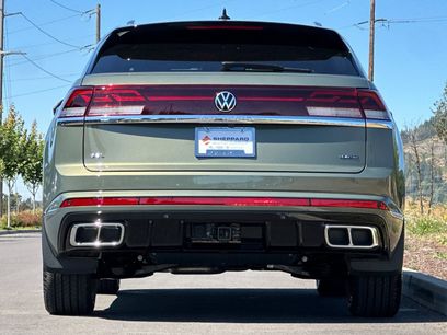 New 2026 Volkswagen Atlas Cross Sport SEL Premium R-Line