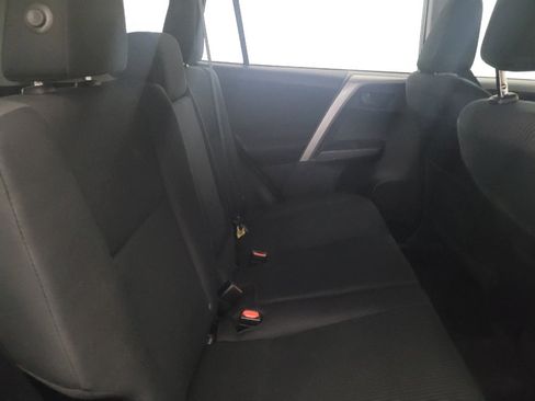 Used 2018 Toyota RAV4 LE w/ All Weather Liner Package AWD/4WD image 19