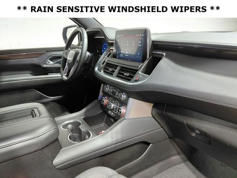 Used 2024 GMC Yukon SLE AWD/4WD image 11