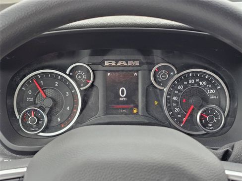 New 2026 RAM 2500 Tradesman AWD/4WD image 23