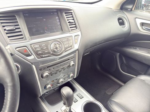 Certified 2020 Nissan Pathfinder SL image 21