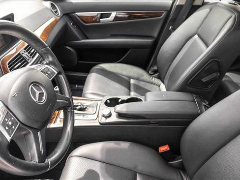 Used 2014 Mercedes-Benz C 300 4MATIC Sedan image 11