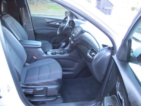 Used 2024 Chevrolet Equinox RS FWD image 12