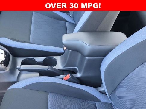 New 2025 Nissan Versa SV w/ Trunk Package FWD image 8