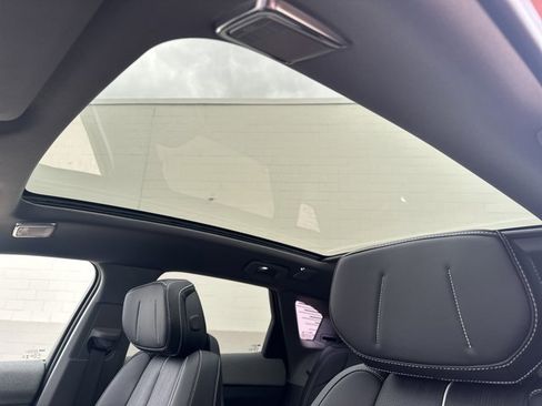 New 2025 Cadillac Optiq Sport 2 w/ LPO, Floor Liner Package image 23