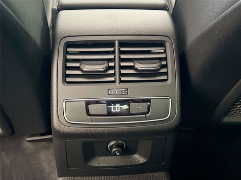 Used 2023 Audi A4 2.0T Premium AWD/4WD image 25