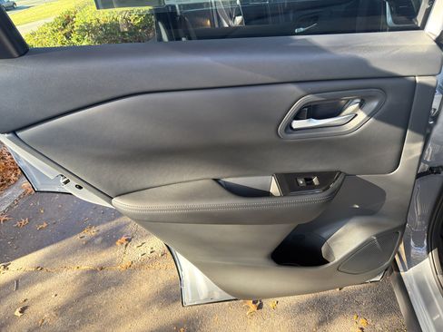 New 2026 Nissan Rogue SV image 29