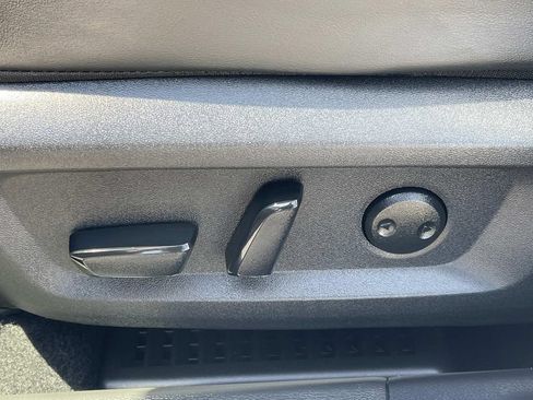 Used 2023 Nissan Rogue Platinum FWD image 35