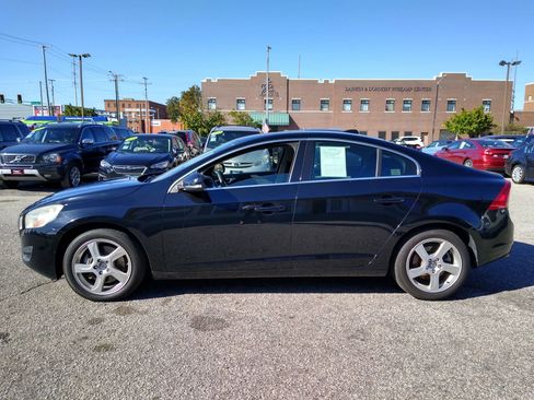 Used 2012 Volvo S60 T5 image 5