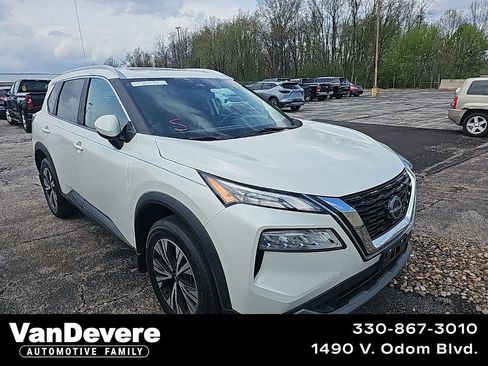 Used 2023 Nissan Rogue SV w/ SV Premium Package image 1