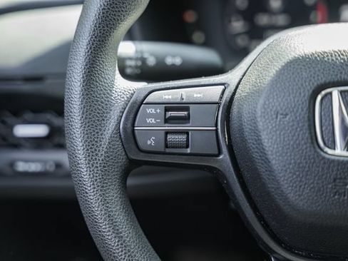 Used 2025 Honda Accord SE image 30