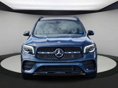Used 2023 Mercedes-Benz GLB 250 image 3
