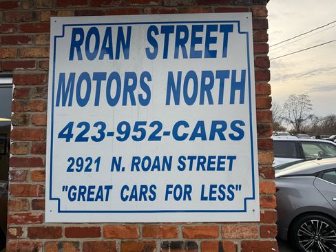 Used 2008 Dodge Nitro SXT image 23