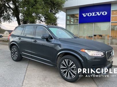 Used 2022 Volvo XC90 T5 Momentum