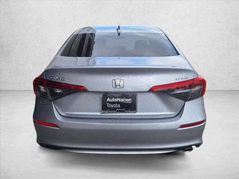 Used 2023 Honda Civic Sport image 6