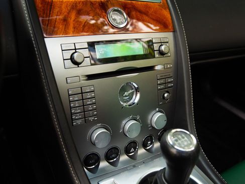 Used 2007 Aston Martin DB9 Volante RWD image 43