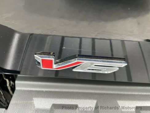Used 2022 GMC Canyon AT4 w/ Trailering Package AWD/4WD image 9
