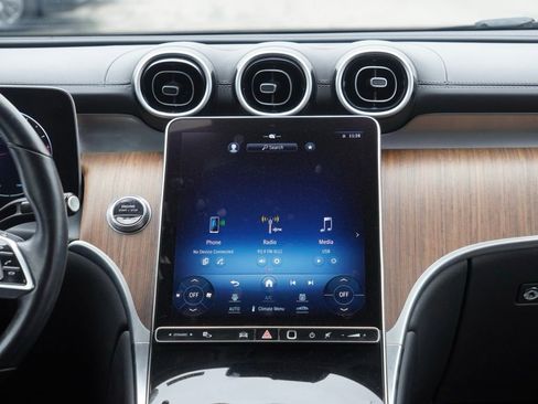 Used 2024 Mercedes-Benz GLC 300 GLC 300 AMG image 22