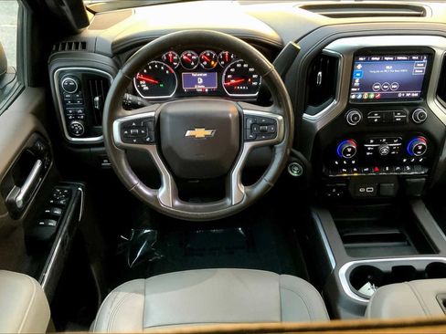 Used 2021 Chevrolet Silverado 1500 LTZ image 10